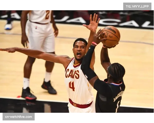 上海防守体系成熟度显冠军相 轮换阵容深度支撑高强度防守延续性